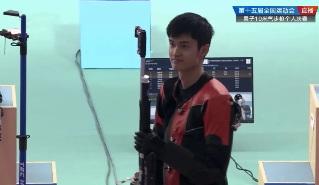 展开激烈角, 全运会夺金